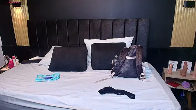 SexyRachel  online show from October 2025 12:00:02 PM