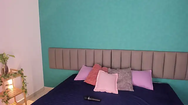 ThaliaOcean online show from September 2025 12:40:01 PM