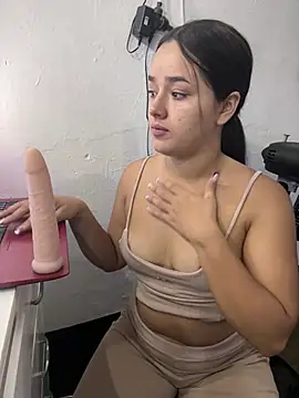 Luciaparker03 online show from February 2026 11:36:02 PM