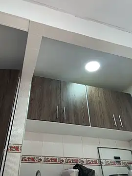 Snapshot of evelyn_1702 chatting on December 2025 09:00:01 PM evelyn 1702 online show from December 2025 09:00:01 PM