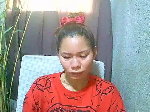 Snapshot of Sweeetgurll chatting on May 2026 02:17:01 AM Sweeetgurll online show from May 2026 02:17:01 AM