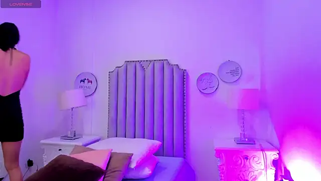 Alison Carde05 online show from April 2026 07:03:02 PM