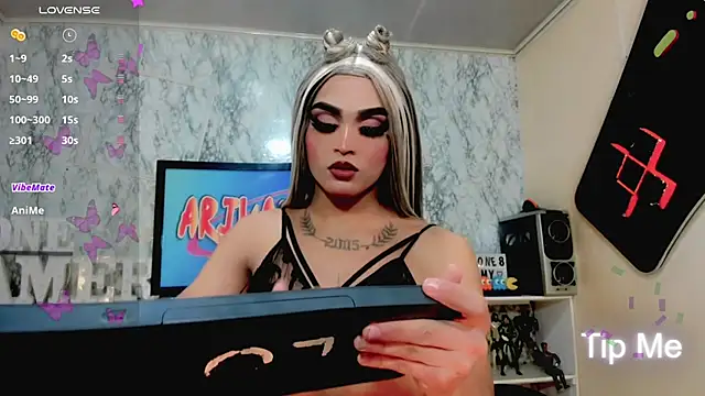 Snapshot of Natasha_clifford chatting on February 2026 11:36:01 AM Natasha clifford online show from February 2026 11:36:01 AM