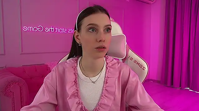 Snapshot of VeronicaVances chatting on February 2026 08:40:02 AM VeronicaVances online show from February 2026 08:40:02 AM