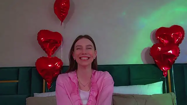 Snapshot of VeronicaVances chatting on February 2026 06:26:02 PM VeronicaVances online show from February 2026 06:26:02 PM