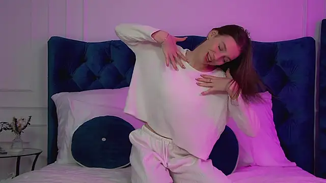 Snapshot of VeronicaVances chatting on February 2026 06:28:02 PM VeronicaVances online show from February 2026 06:28:02 PM