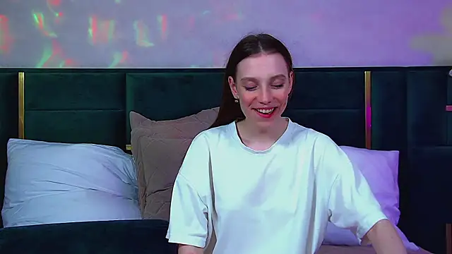 VeronicaVances online show from June 2026 06:42:02 AM