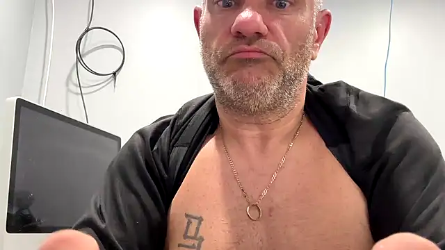 frankyjones8989 online show from November 2025 03:39:01 AM