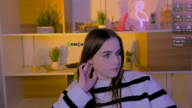 luna tin online show from October 2025 12:21:02 AM