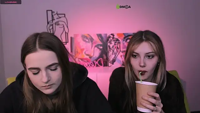 luna tin online show from November 2025 05:40:02 AM