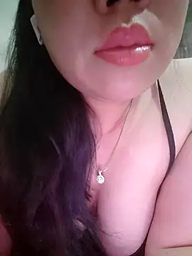 Snapshot of Julyy08 chatting on February 2026 02:54:01 PM Julyy08 online show from February 2026 02:54:01 PM