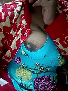 Snapshot of angry_couplez chatting on January 2026 01:26:01 PM angry couplez online show from January 2026 01:26:01 PM