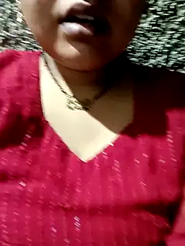 Snapshot of angry_couplez chatting on March 2026 01:40:02 PM angry couplez online show from March 2026 01:40:02 PM