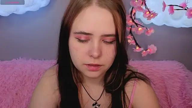 Alis Platt online show from March 2026 01:10:01 AM