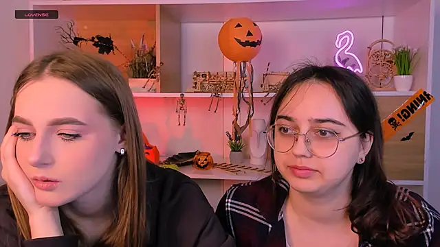 aria moo online show from November 2025 12:17:01 PM