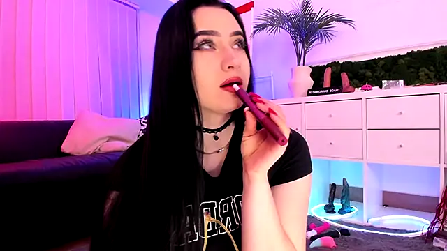 Mary Lori online show from March 2026 07:25:02 AM