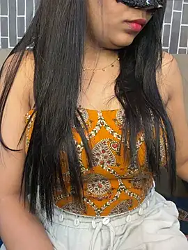 Riya-6969 online show from July 2026 03:03:01 PM