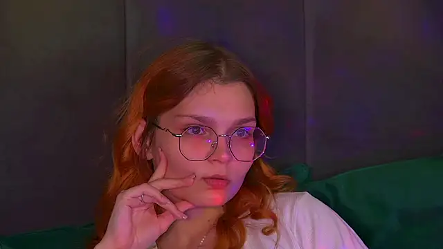 BellaMarebelle online show from October 2025 04:28:01 PM