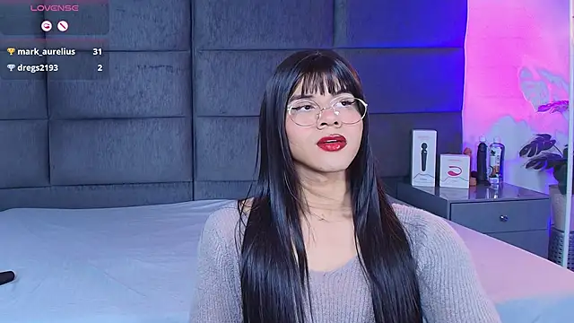 Snapshot of Slenna_Moon chatting on March 2026 11:11:01 PM Slenna Moon online show from March 2026 11:11:01 PM