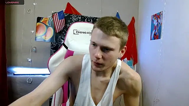 Xavier Night81 online show from November 2025 09:08:02 AM