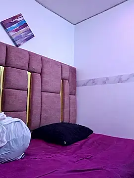 KENDALL ART online show from January 2026 03:53:02 AM