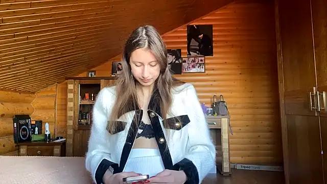 Shyselly online show from September 2025 02:17:01 PM