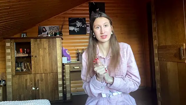 Shyselly online show from October 2025 02:15:01 PM