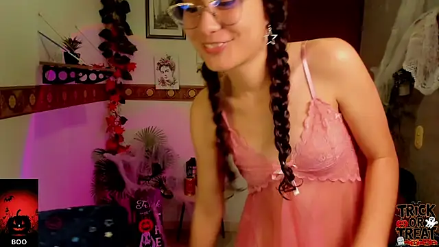 Krysten Riter online show from October 2025 02:52:02 PM