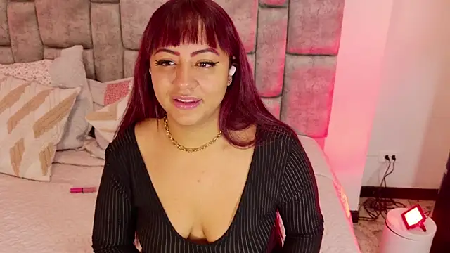 DaniniAnderson online show from December 2025 04:18:02 AM