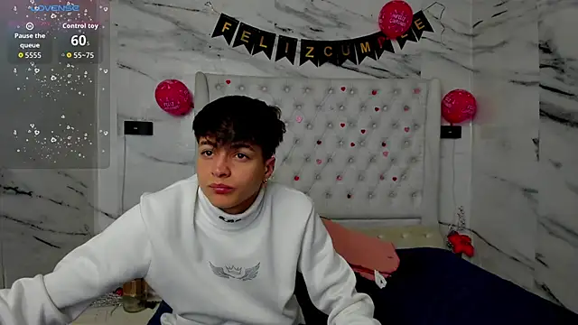 Ari and Storm online show from March 2026 01:37:01 PM