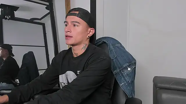 LiamDeep online show from September 2025 04:56:02 PM