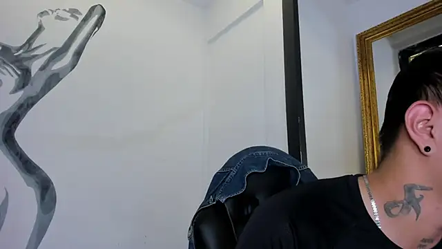 LiamDeep online show from October 2025 08:18:01 PM