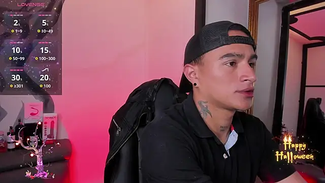 LiamDeep online show from October 2025 08:18:02 PM