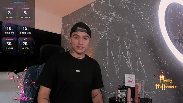 LiamDeep online show from October 2025 09:05:02 PM