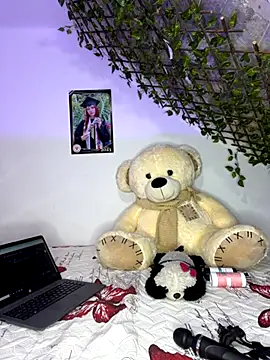 Snapshot of Melody_rouxxx chatting on September 2025 12:22:02 AM Melody rouxxx online show from September 2025 12:22:02 AM