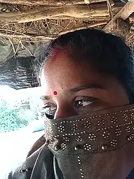 Sheema tyagi online show from September 2025 03:07:02 AM