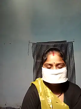 Sheema tyagi online show from November 2025 09:15:01 PM