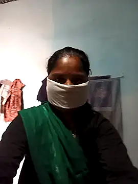 Sheema tyagi online show from December 2025 09:18:01 AM