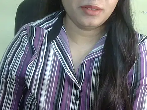 Aanya Hazel online show from October 2025 03:10:02 PM