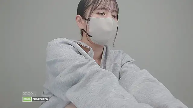 Snapshot of CocoaMilk18 chatting on February 2026 01:31:01 PM CocoaMilk18 online show from February 2026 01:31:01 PM