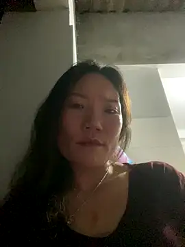 Pyy07 online show from November 2025 12:49:01 PM