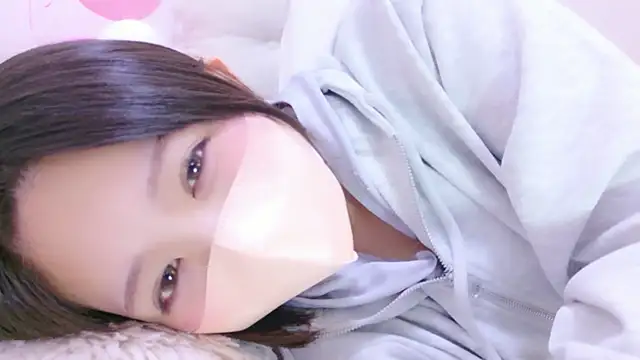 Hinata Sun online show from April 2026 07:53:01 PM