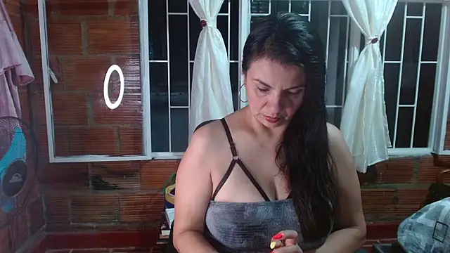 Milf Fantassyy online show from October 2025 11:14:01 PM