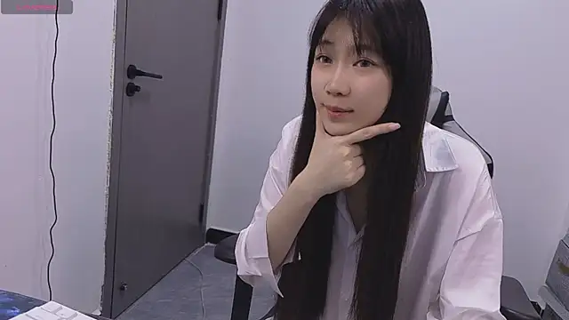 Snapshot of Linbaibai chatting on July 2026 04:11:01 PM Linbaibai online show from July 2026 04:11:01 PM