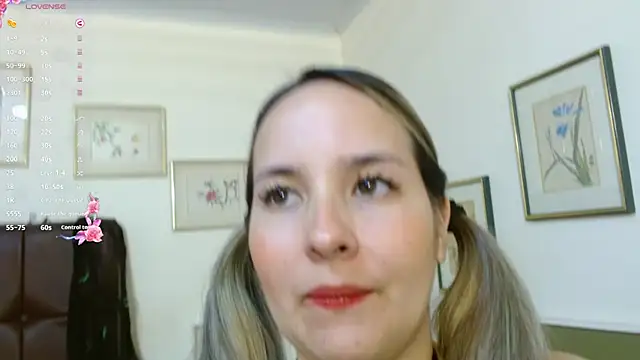 juliana soto1 online show from October 2025 11:55:02 AM