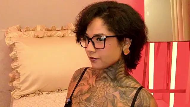 Snapshot of xbigpeach chatting on June 2026 01:54:01 AM xbigpeach online show from June 2026 01:54:01 AM