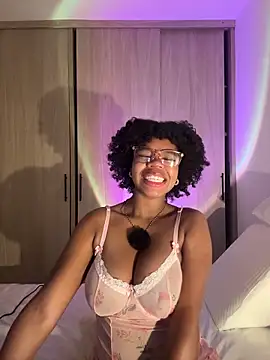 Snapshot of Sweet-Jade chatting on April 2026 09:07:01 AM Sweet-Jade online show from April 2026 09:07:01 AM