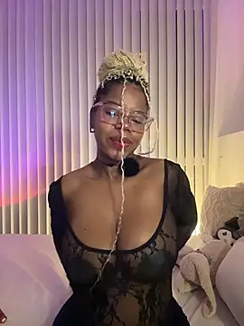Snapshot of Sweet-Jade chatting on May 2026 10:20:01 AM Sweet-Jade online show from May 2026 10:20:01 AM