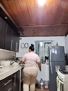 Freyacooper online show from October 2025 02:47:02 AM