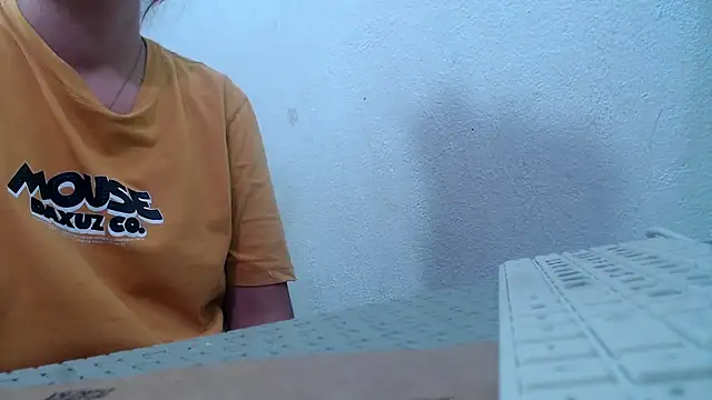 karamirror  online show from October 2025 03:40:01 AM